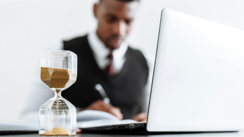 Navigating Business Law in Kenya_ A Guide for Entrepreneurs